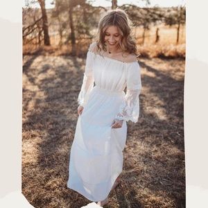 Angel sleeve lace dress